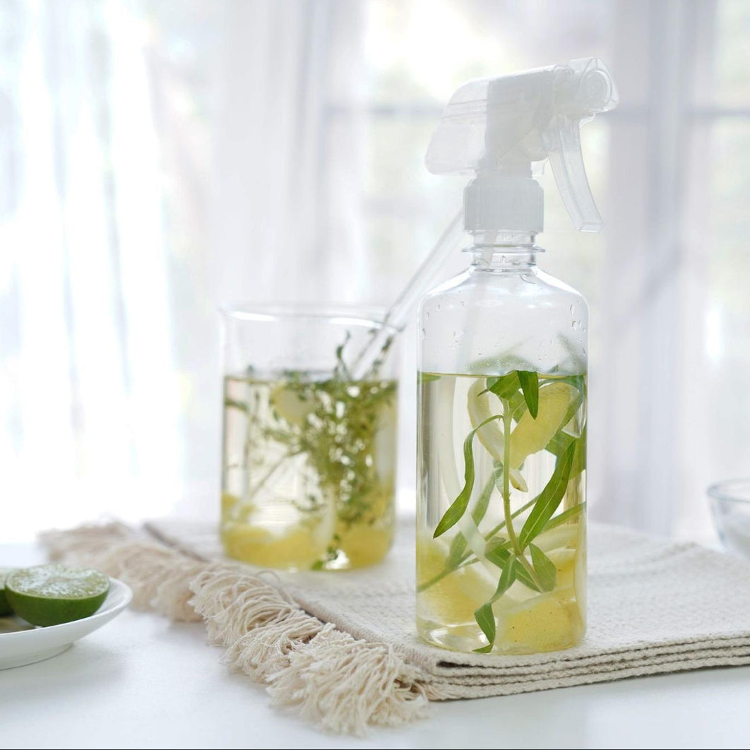 How to Spring Clean Using Essential Oils  - Natural Cleaning Remedies