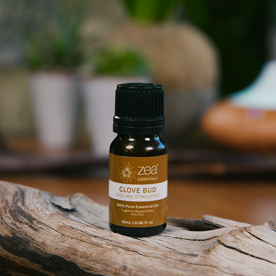Clove Bud Essential Oil - lifestyle